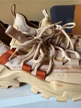 Steve Madden Beige and Orange Women's Sneakers